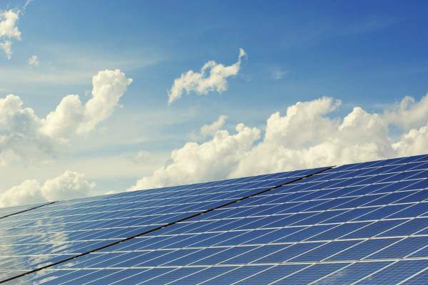 Optimisez votre énergie avec les panneaux solaires – Investissement rentable et écologique