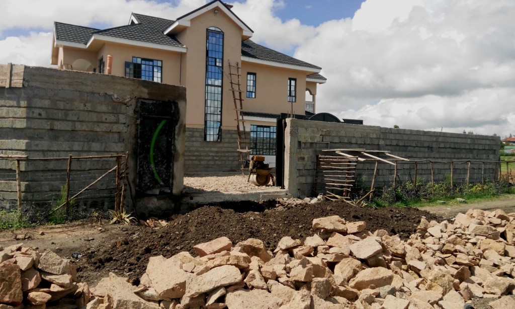 Building a house in Kenya